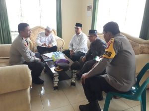 Kapolres Padangsidempuan, AKBP. Dwi Prasetyo Wibowo,SIK saat berkunjung ke Kantor MUI Kota Padangsidempuan