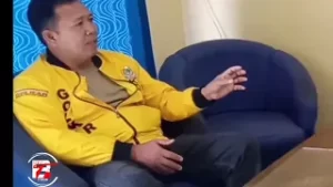 Sahat Tua Sinaga saat bincang bincang dengan Pemred Berita28.com beberapa bulan yang lalu di Kantor Redaksi Berita28.com Jl. SM. raja Padangsidimpuan