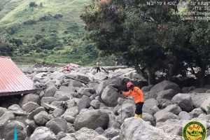 Petugas tengah melakukan pencarian. (Dok Basarnas Medan)